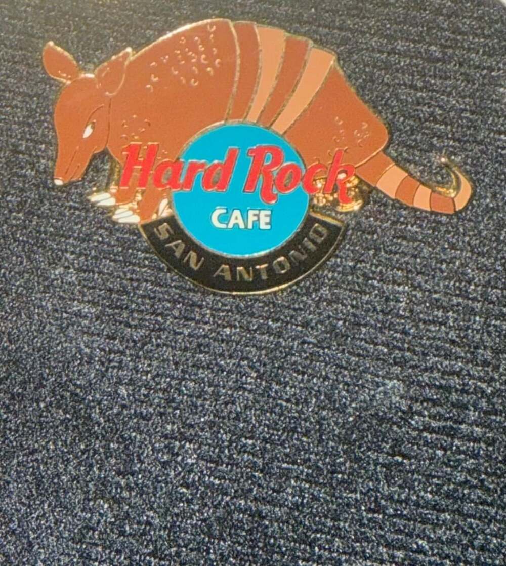Hard Rock Cafe San Antonio Pin - Armadillo